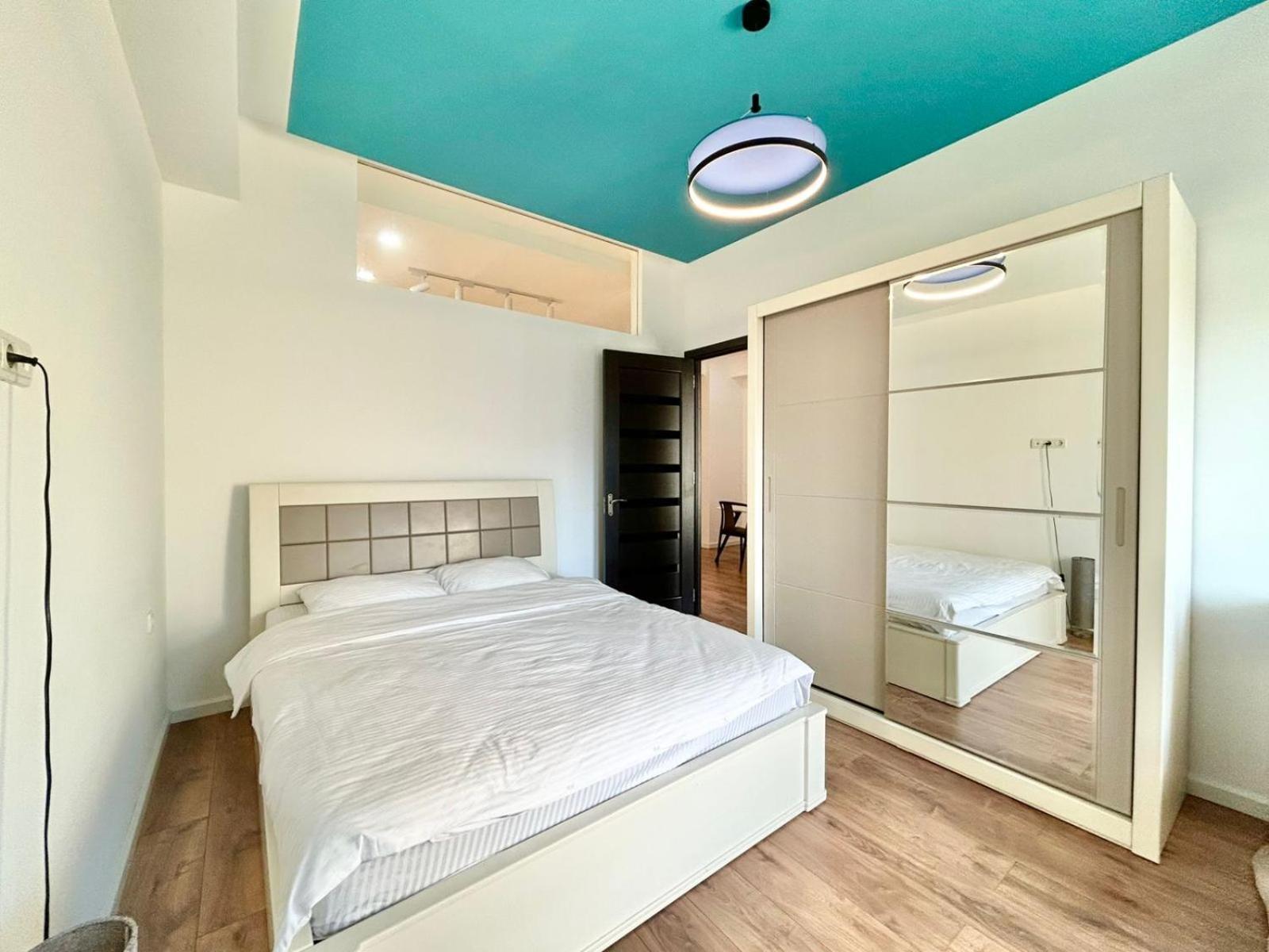 City Center - Next To Holiday Inn -2Br Apartment Tbiliszi Kültér fotó